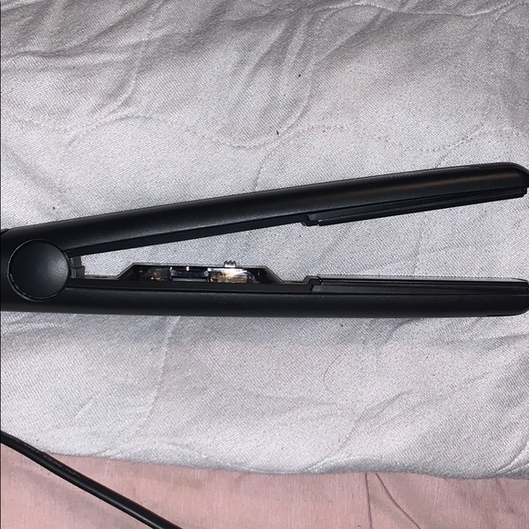 Flat iron - Picture 1 of 2